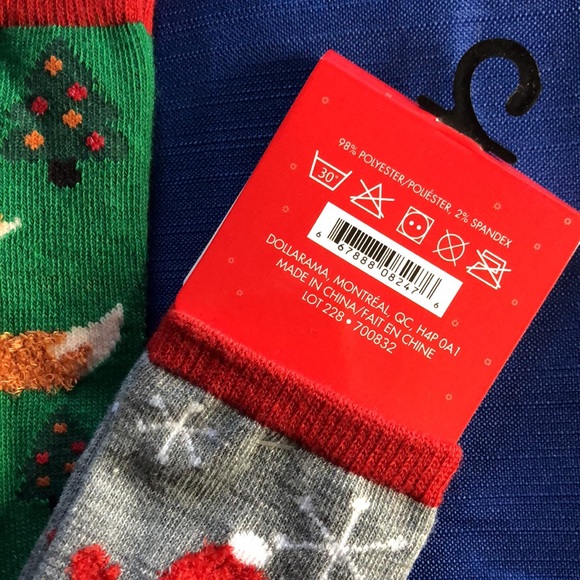 FREE✨ with purchase | Children’s Christmas/Winter Socks | sizes 11-2 & 5-10 - Picture 4 of 4
